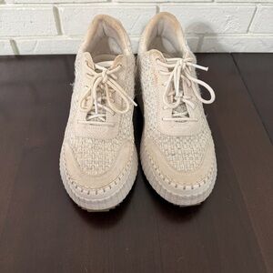 Universal Thread Cream Woven Platform Sneakers Lace Up Shoes 9.5